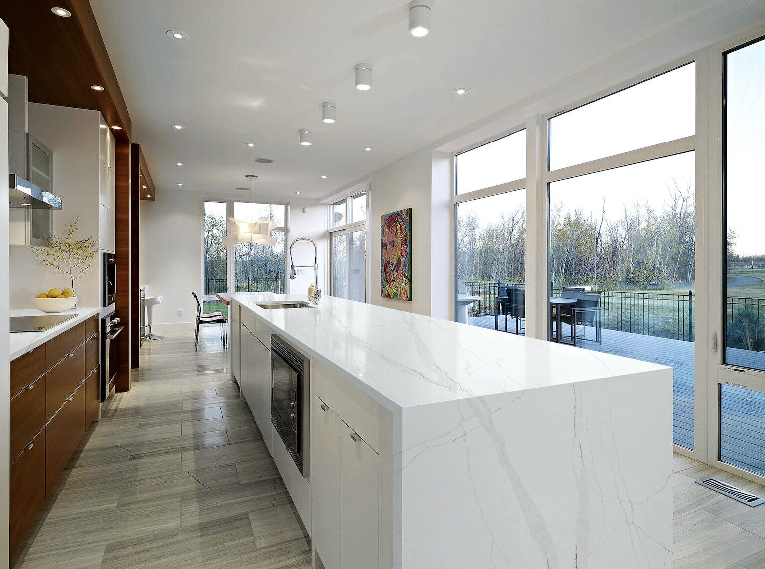 Quartz Unveiled: Comparative Study of Thailand's and India's Quartz Stone Manufacturer